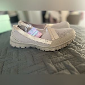 Sketchers slip ons